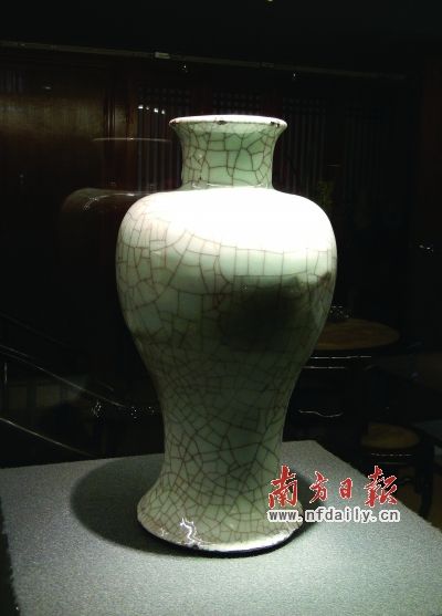 明哥釉瓶